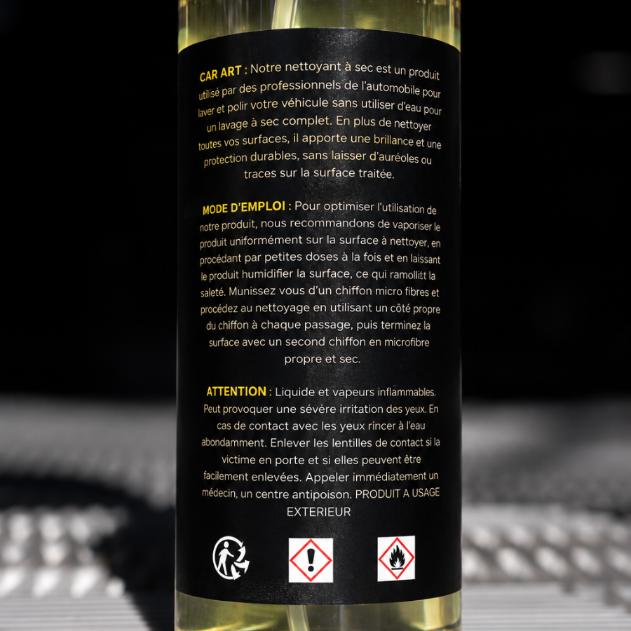 Nettoyant auto / moto sans eau haute performance éliminant saletés, poussières, traces, traces d'eau d'après lavage pour une finition brillante, lisse et hydrophobe avec effet déperlant.