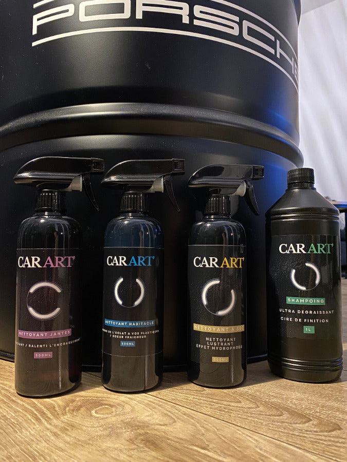 Notre pack comprend, un nettoyant jantes, un nettoyant habitacle, un nettoyant waterless et un shampoing pour carrosserie . Avec notre pack complet, rendez l'aspect d'origine à votre véhicule. 
