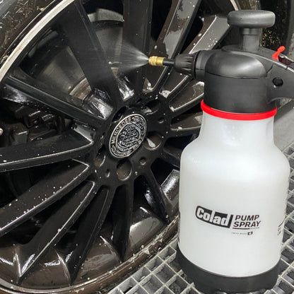 Conçu avec des matériaux haut de gamme, notre pulvérisateur manuel allie robustesse et fiabilité. Sa fabrication soignée garantit une longue durée de vie, même en usage intensif. Grâce à sa résistance exceptionnelle aux produits acides et chimiques, il assure des performances constantes et une sécurité optimale à chaque utilisation.